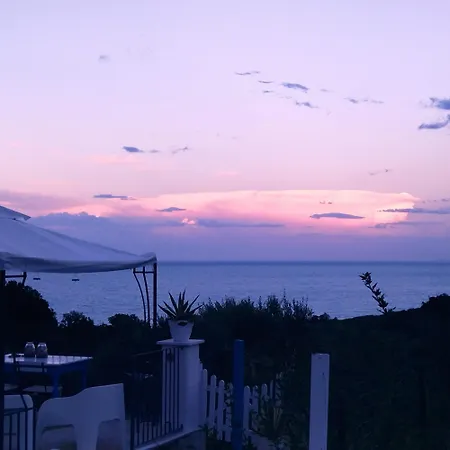 La Collina Sui Trabocchi 컨트리하우스 *